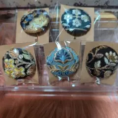【新品未開封】ハンドメイド　インド刺繍花柄ポニーフック　5個セット　B