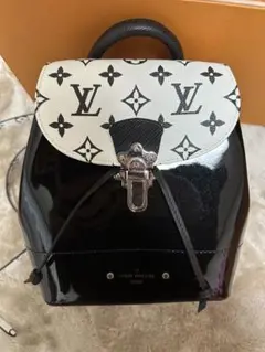 ❣️ルイヴィトン❣️モノグラム✨ホットスプリングス✨デイバッグ・リュック✨極上美品✨ ❣️ルイヴィトン❣️モノグラム✨ホットスプリングス✨デイ
