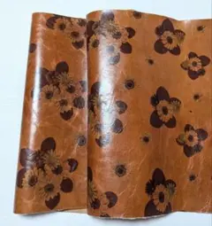 No8583 ヌメ革 クラック加工 ブラウン アンティーク 牛革 レザークラフト