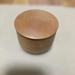 タスマニア土産　ヒューオンパイン製小物入れ
