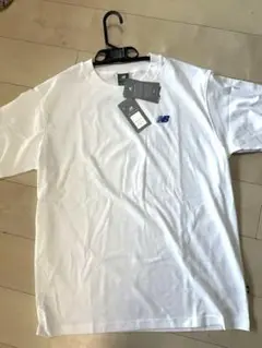 new balance ホワイト Tシャツ XLサイズ