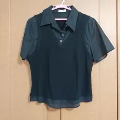DUS NUS ブラック Vネック 半袖シャツ