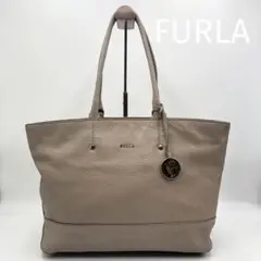 FURLA フルラ 肩掛け トートバッグ シボ革 ベージュ A4 柔らかいレザー