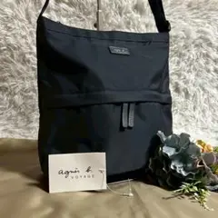 【美品】アニエスベーボヤージュ　ショルダーバッグ　ナイロン　NVY 無地