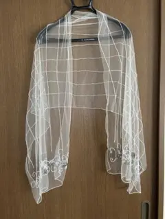 ビーズ　刺繍入りクリーム色ストール　２枚セット