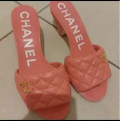 CHANEL ピンクサンダル