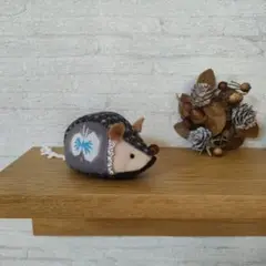 ミナペルホネン⭐handmade⭐はりねずみちゃんピンクッション