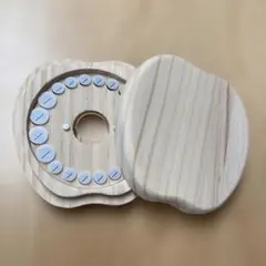 【500】乳歯ケース 木製 クッション材・ピンセット付き キズ有