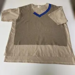 ベージュ Vネック Tシャツ 半袖