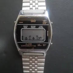 B-69 Q&Q デジタルクロノグラフ 時計をジャンクで