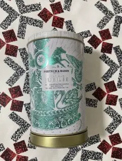 【未開封限定版】フォートナム&メイソン プラチナジュビリー 紅茶缶 未開封限定品】フォートナム&メイソン プラチナジュビリー 紅茶