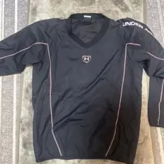 アンダーアーマ　スポーツウェア　ピステ