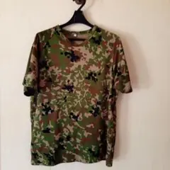 迷彩柄のTシャツメンズ用Ｌサイズ