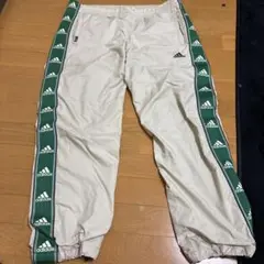 adidasナイロンパンツ