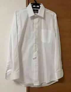 長袖ワイシャツ　白