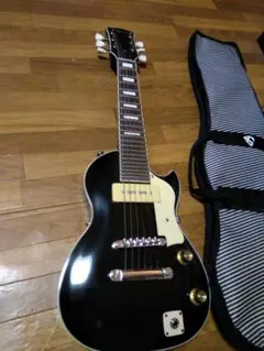 Monogram MGL-MINIレスポール ブラック P90 
生産終了品 MONOGRAM MGL-MINI ミニギターレスポールサンバーストP90