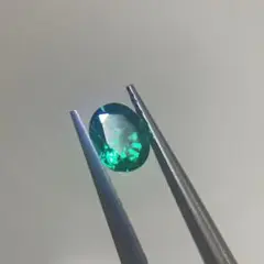 合成エメラルド オーバル5×4mm