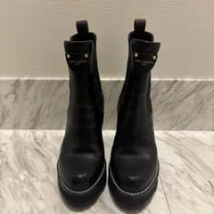 Item thumbnail for item 3a785bc5-9080-4798-b80c-1608a057a12a