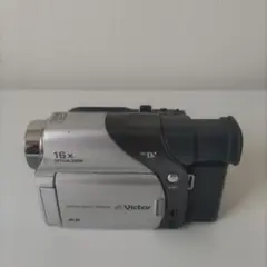 Victor GR-DX117 300X デジタルビデオカメラ　充電器つき Amazon.co.jp: ビクター JVC/Victor ビデオカメラ Everio 他用