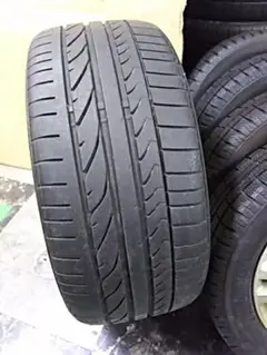 バリ溝ですが１本だけ！ブリヂストン ポテンザRE050 245-35-19