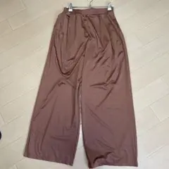 ユニクロ　ワイドパンツ Mサイズ