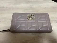 GUCCIの長財布