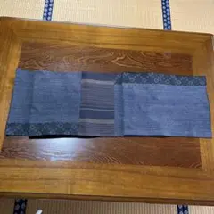 掛け布、覆い布、あるいはテーブルランナー