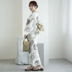 utatane 高級変わり織 浴衣3点セット オフホワイトに樺茶色の花雪輪
