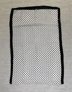 ドット柄のロングスカーフ