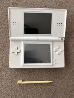 【ジャンク品】Nintendo DS Lite 本体のみ(タッチペンあり)