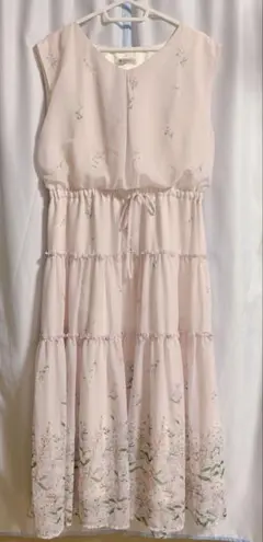 axes femme 花柄ティアードノースリワンピノースリワンピース ロング丈