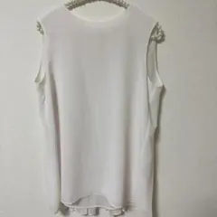 UNIQLO ノースリーブ 中古品
