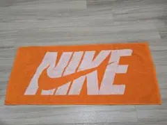 値下げNike Jacquard Towel オレンジ 35cm x 80cm