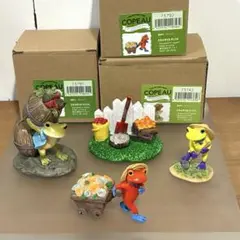 カエルのコポー　力持ちのウシ君　毒カエル　レッド　花運び　シャベル　おまけ