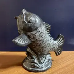 鯉の置物