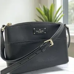 ケイトスペード　レザー　ブラック　ショルダーバッグ　￼ KATE SPADE