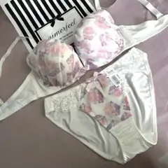 Item thumbnail for item faf6622e-8e54-4648-98a2-3e1f94ec3030