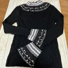 期間限定‼️刺繍襟パール付きセーターフリーサイズ