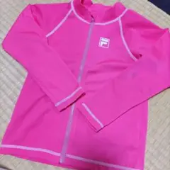 発送早い！24時間以内 110〜120 FILA ピンク ラッシュガード