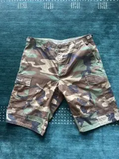 アメリカ軍 M65カーゴショーツ ウッドランドカモ Medium Regular