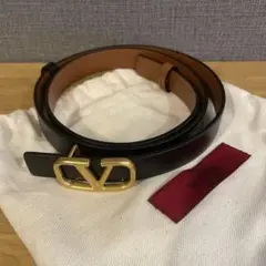 ヴァレンティノ ベルト リバーシブル 黒、茶