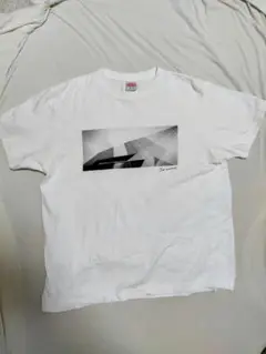 ホワイト プリント Tシャツ（大山旬）