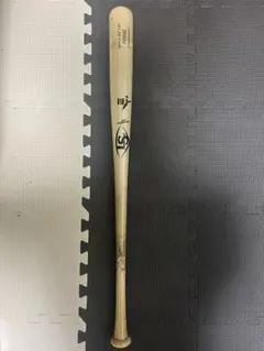 ルイスビルスラッガー硬式木製バット MAPLE DJ2 LSY 33.5インチ