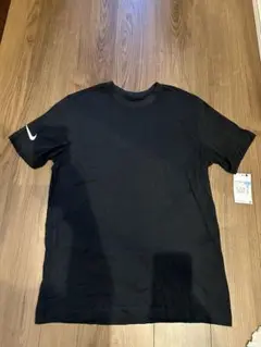 【新品】 ナイキTシャツ ブラック
