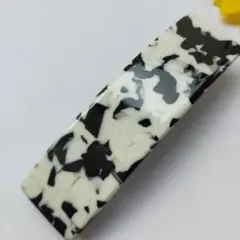 牛柄四角形バレッタ　アセテート　髪飾り　8.3cm/2.3cm　NO.30