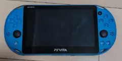 青色 PS Vita 本体とカセット2つ