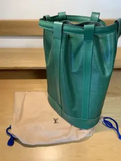 ルイヴィトン Louis Vuitton エピ ランドネPM