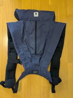 サンクマニエルキューブ抱っこ紐 ネイビー　セカンド抱っこ紐（美品）