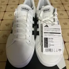 adidas GX1752 ホワイト/ブラック スニーカー 255