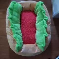 人が入れるホットドッグのぬいぐるみ